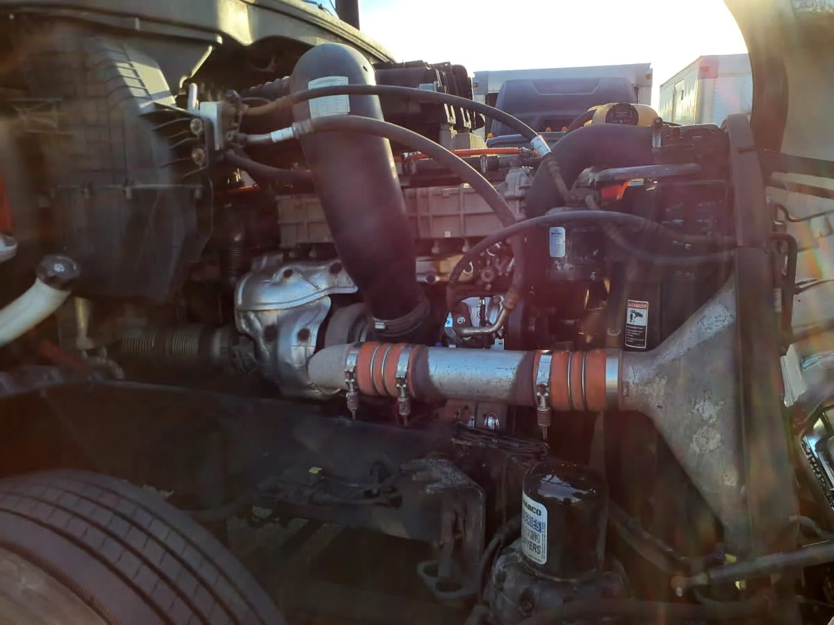 2019 Freightliner Cascadia - image 11