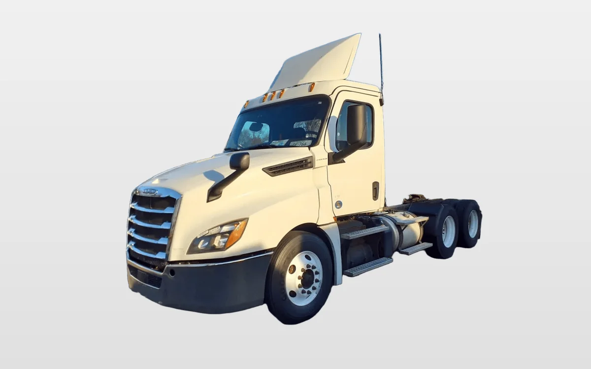 2019 Freightliner - image 1