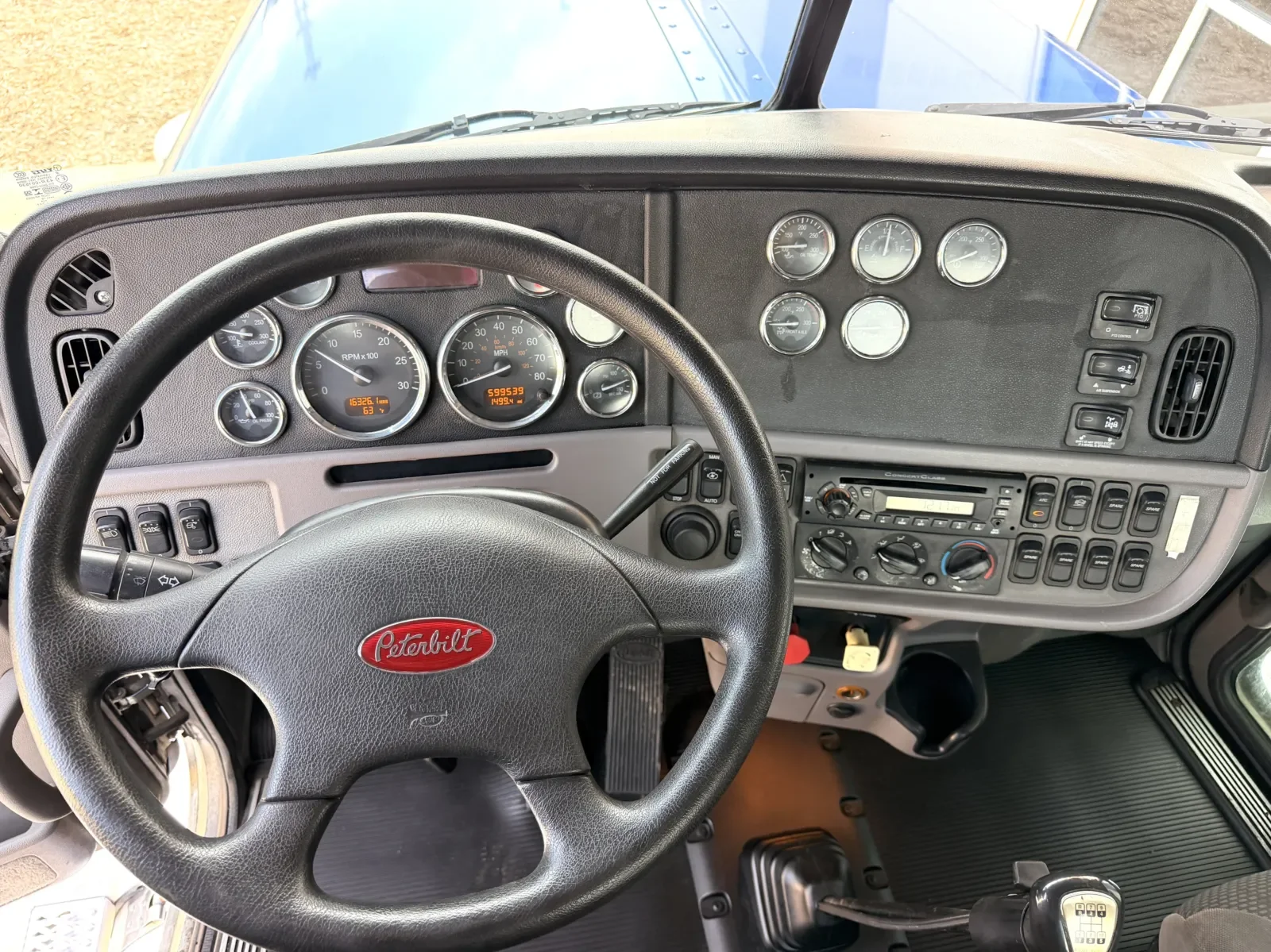 2014 Peterbilt 388 in Greer, SC — photo 16