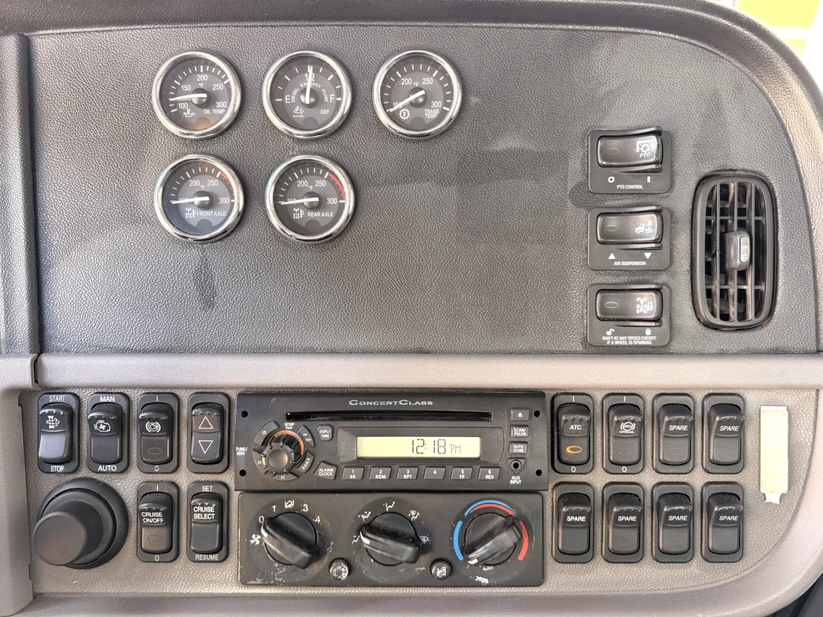 2014 Peterbilt 388 in Greer, SC — photo 18