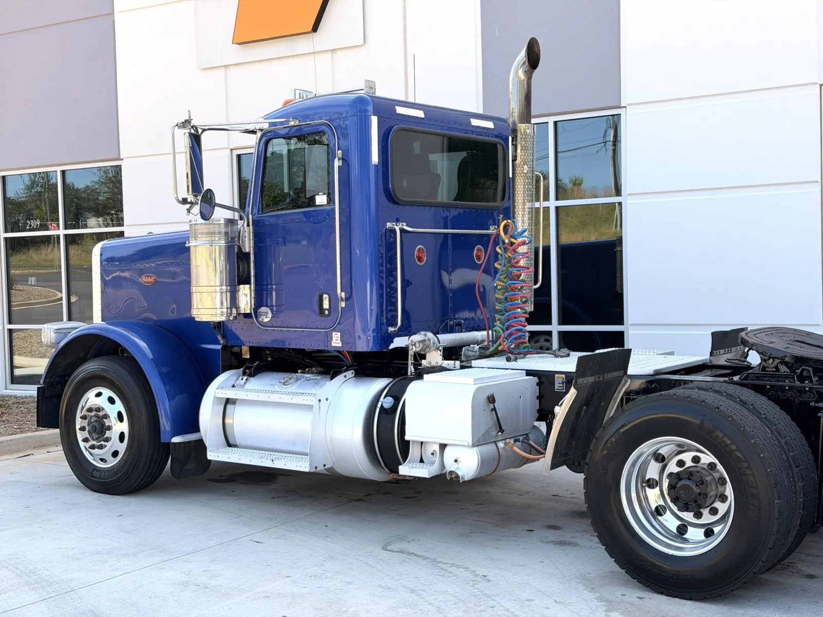2014 Peterbilt 388 in Greer, SC — photo 8