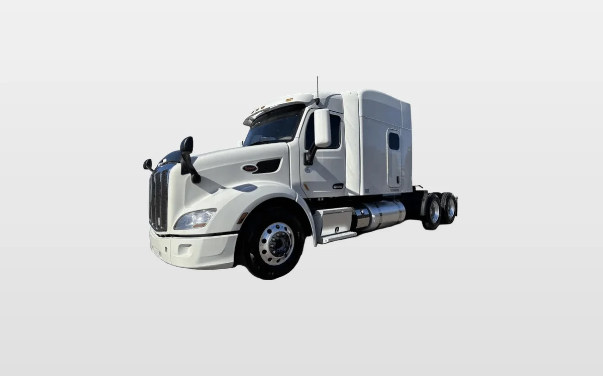 2022 Peterbilt 579 - image 1