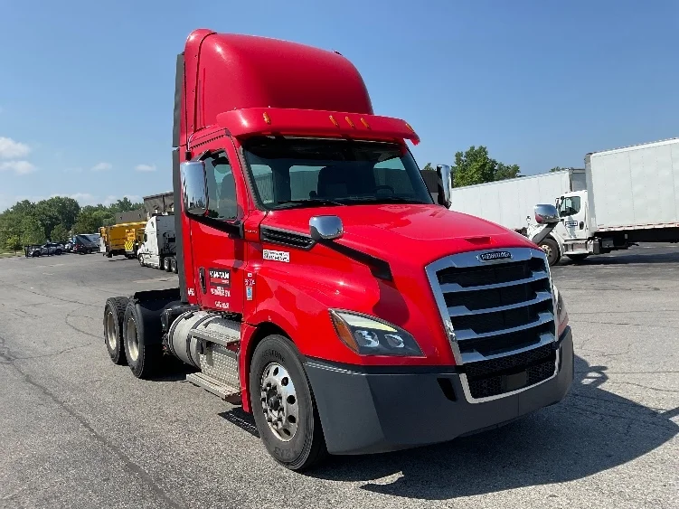 2020 Freightliner Cascadia in Rochester, NY