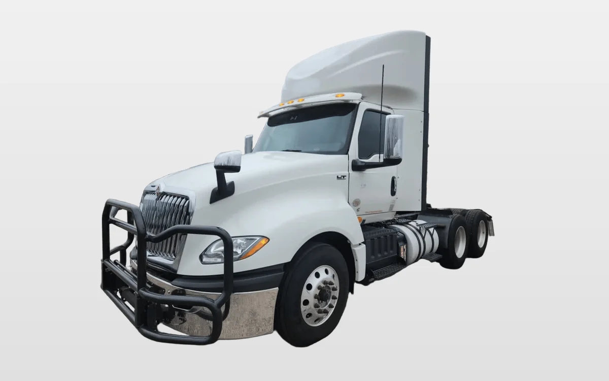 2020 International - image 1