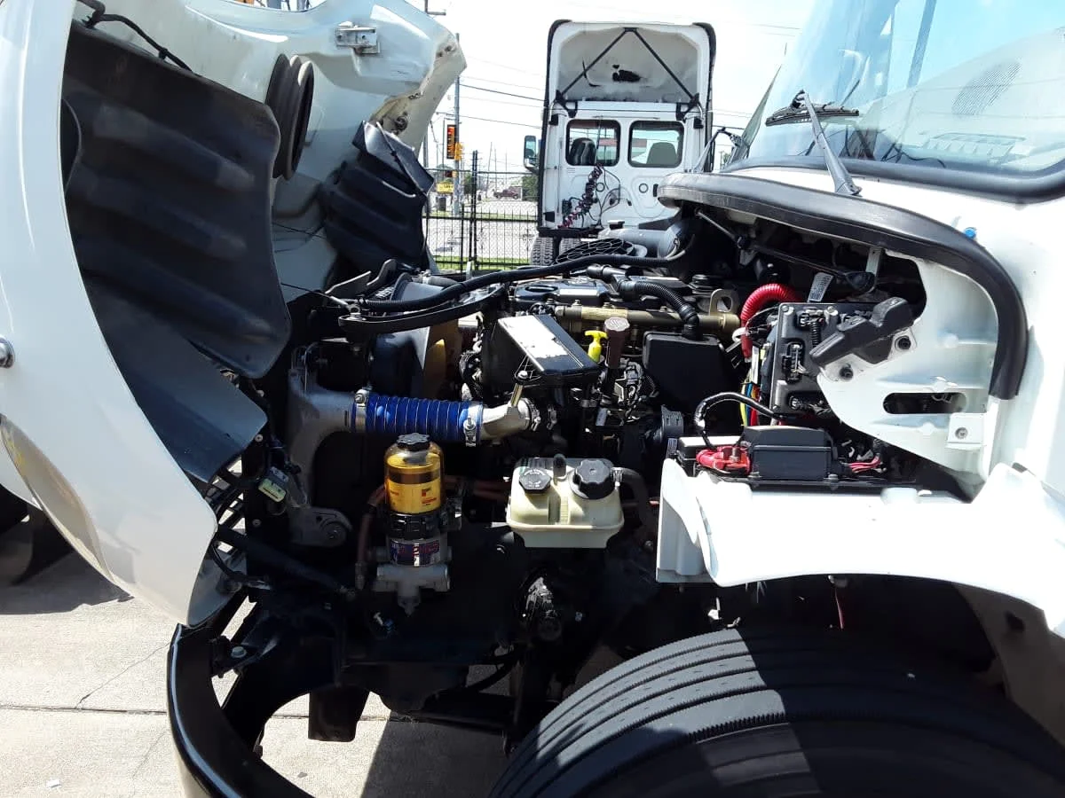 2019 Freightliner M2 106 - image 9