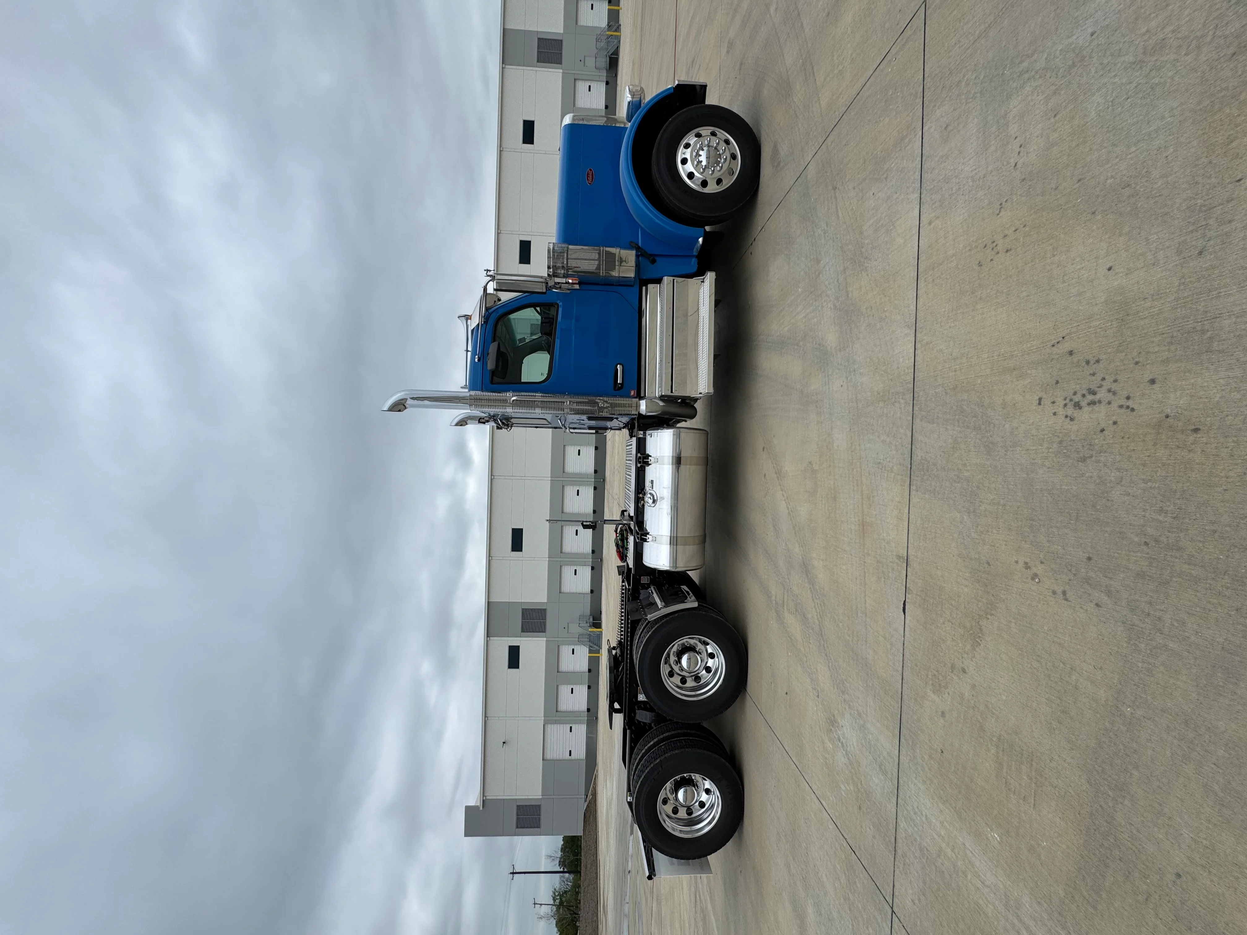 2027 Peterbilt 589 in Tallahassee, FL — photo 6