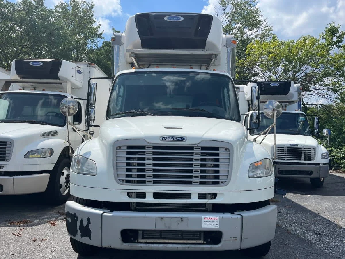 2016 Freightliner M2 106 in Beltsville, MD — photo 2
