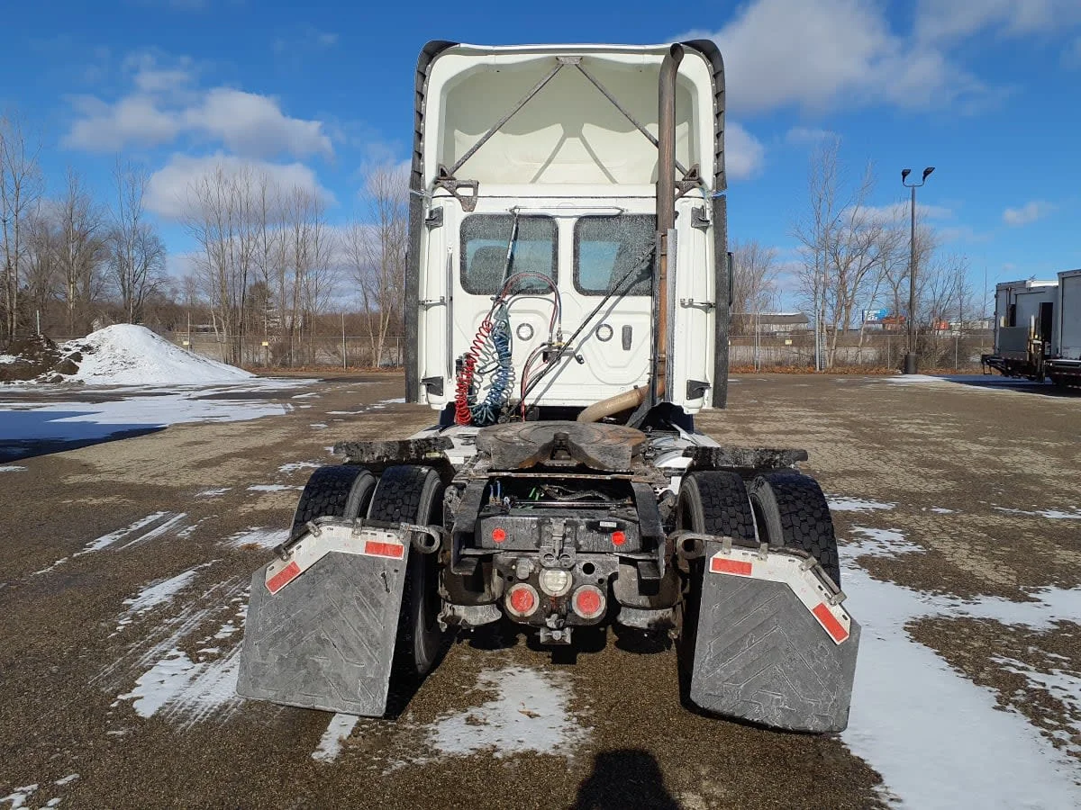2019 Freightliner Cascadia in Wayland, MI — photo 5