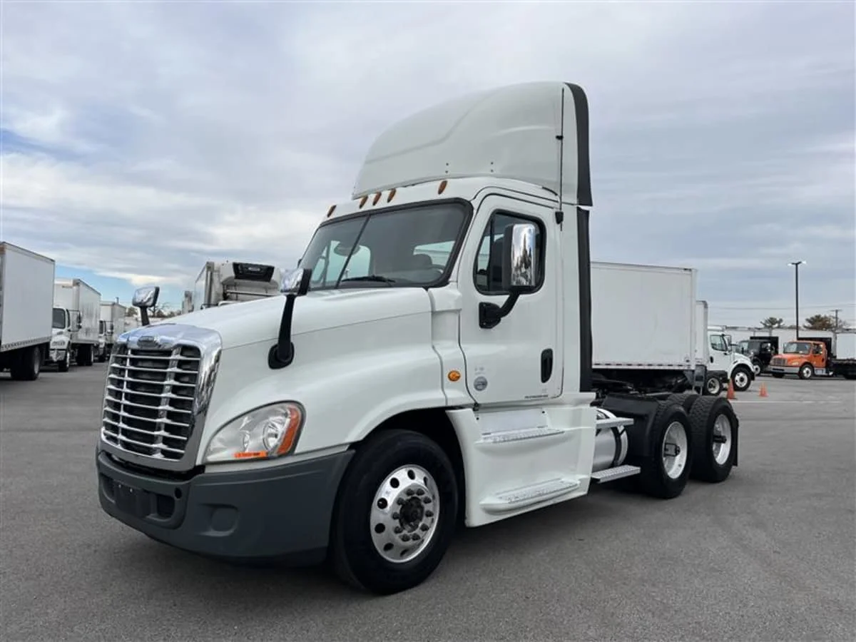 2017 Freightliner Cascadia in Beltsville, MD