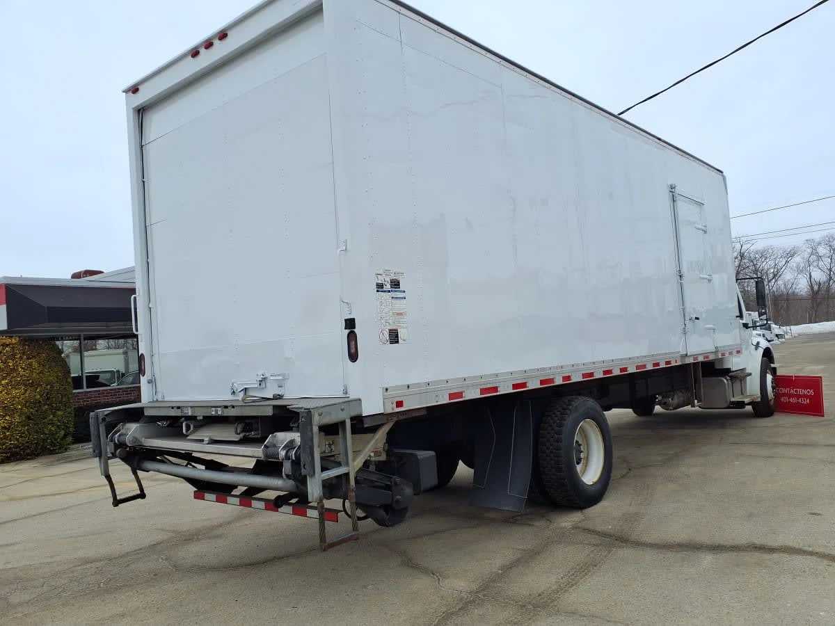 2019 Freightliner M2 106 in Warwick, RI — photo 4