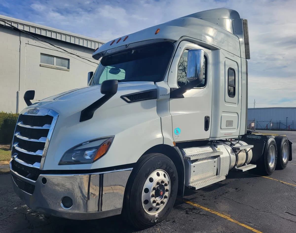 2020 Freightliner Cascadia in Jacksonville, FL