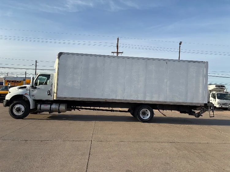 2023 International MV - image 4