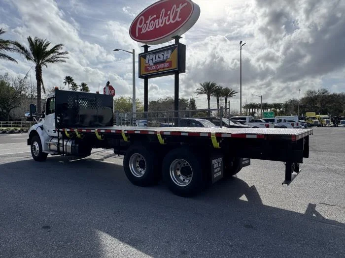 2027 Peterbilt 548 — photo 4