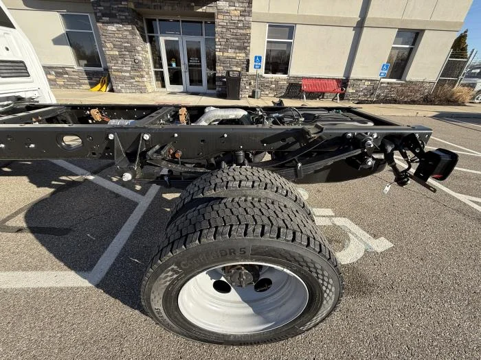 2026 Ford F-550 in Cincinnati, OH — photo 16