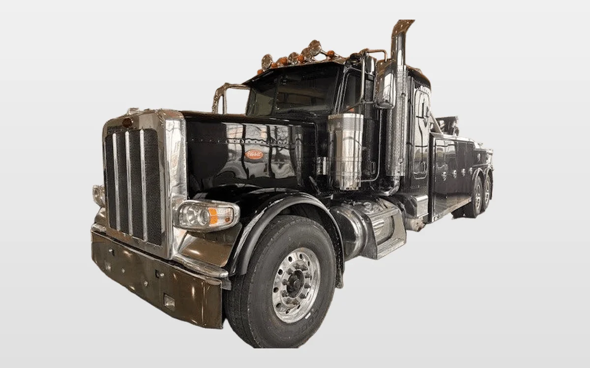 2018 Peterbilt 389 - image 1