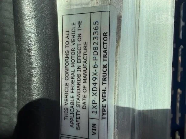 2023 Peterbilt 389 - image 22