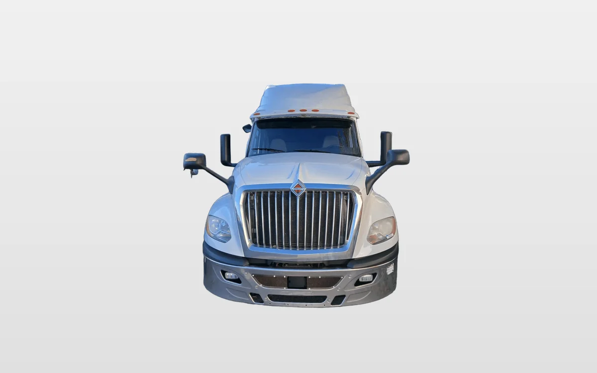 2019 International - image 1