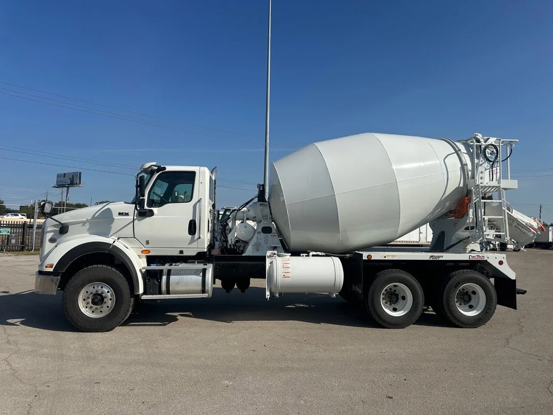 2026 International HX - image 3