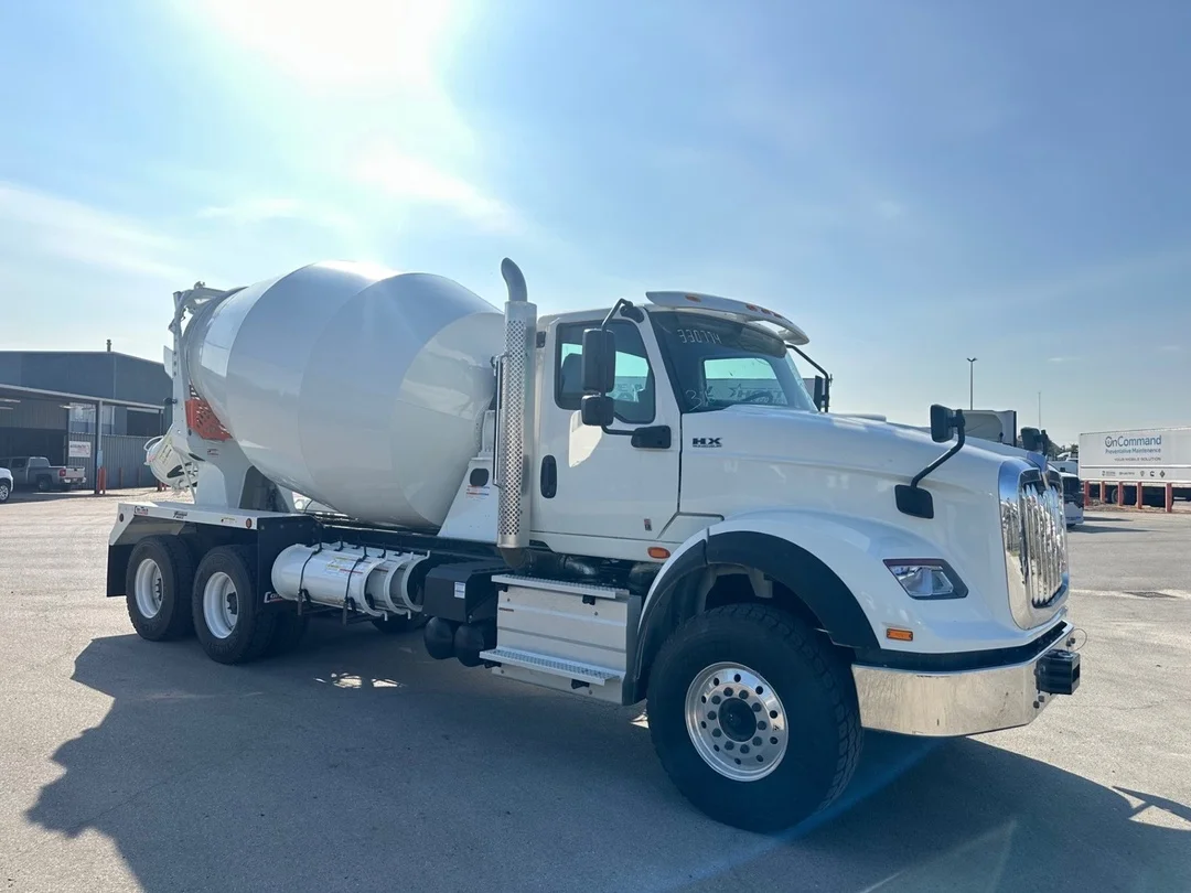 2026 International HX - image 7