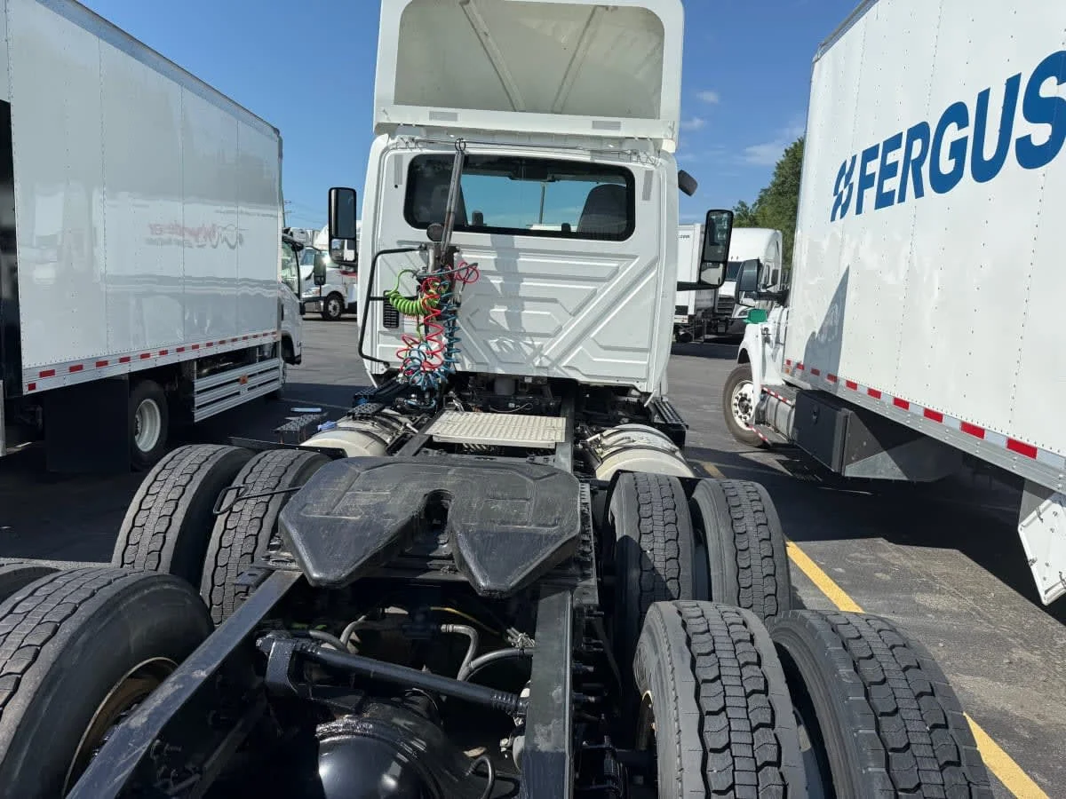 2019 International LT in Beltsville, MD — photo 4