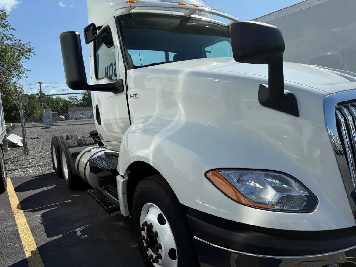 2019 International LT in Beltsville, MD — photo 3
