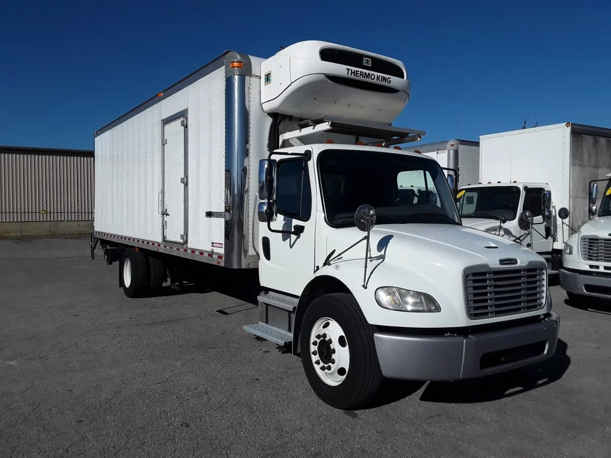 2020 Freightliner M2 106 - image 3