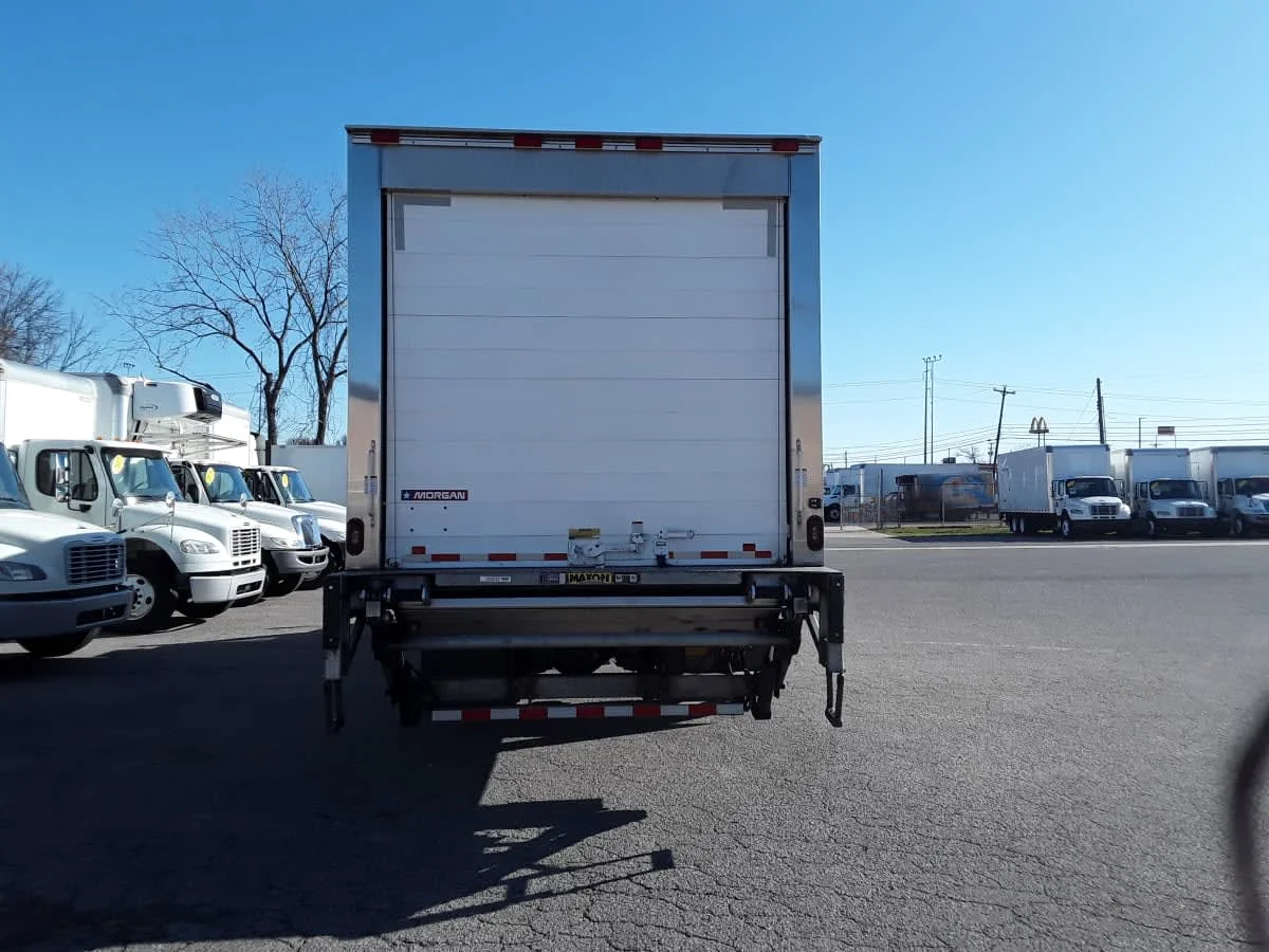 2020 Freightliner M2 106 - image 5