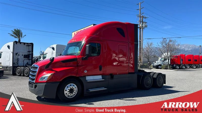 2022 Freightliner Cascadia in Fontana, CA