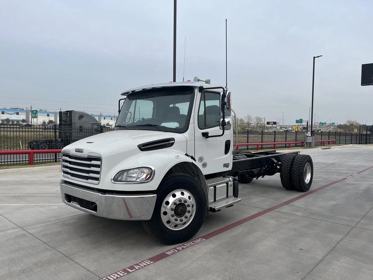 2026 Freightliner M2 106 in Fort Worth, TX