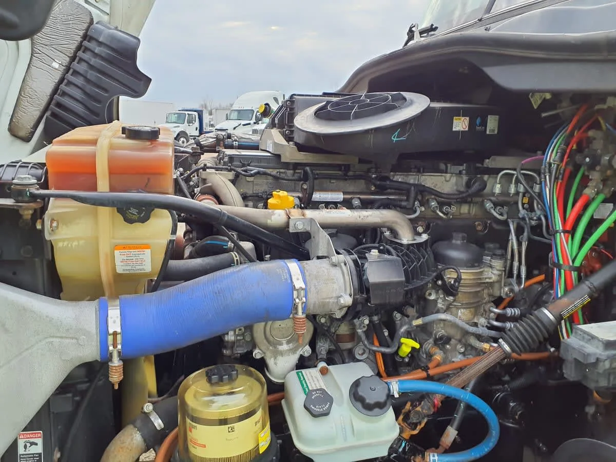 2020 Freightliner Cascadia in Wayland, MI — photo 8