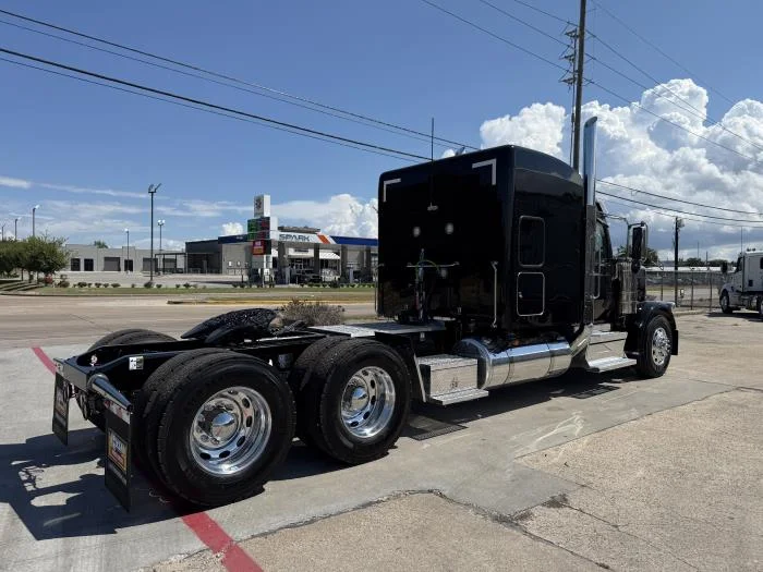 2026 Peterbilt 589 in Houston Northwest, TX — photo 7