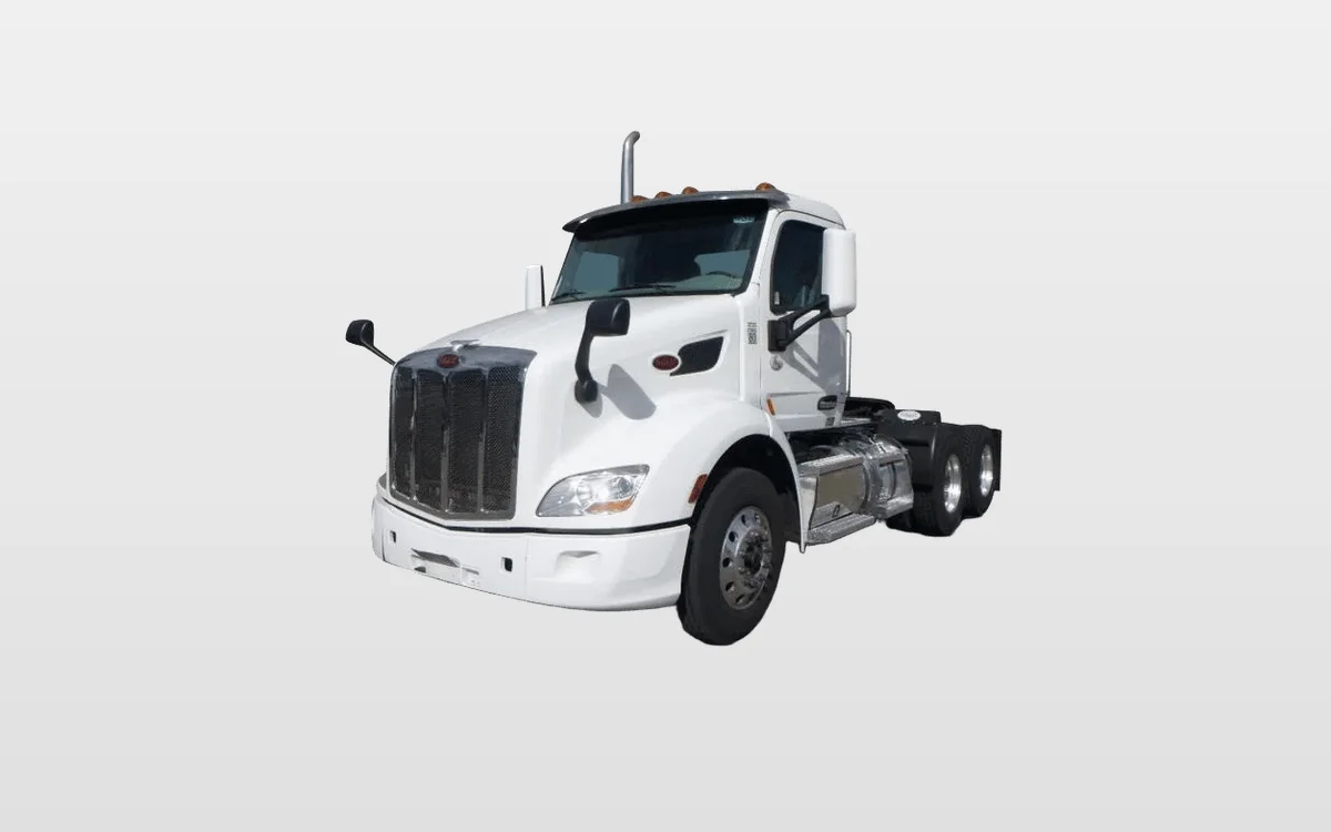2019 Peterbilt 579 - image 1