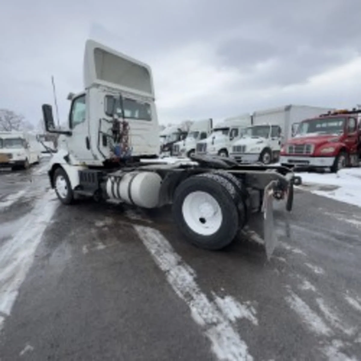 2019 International RH - image 4