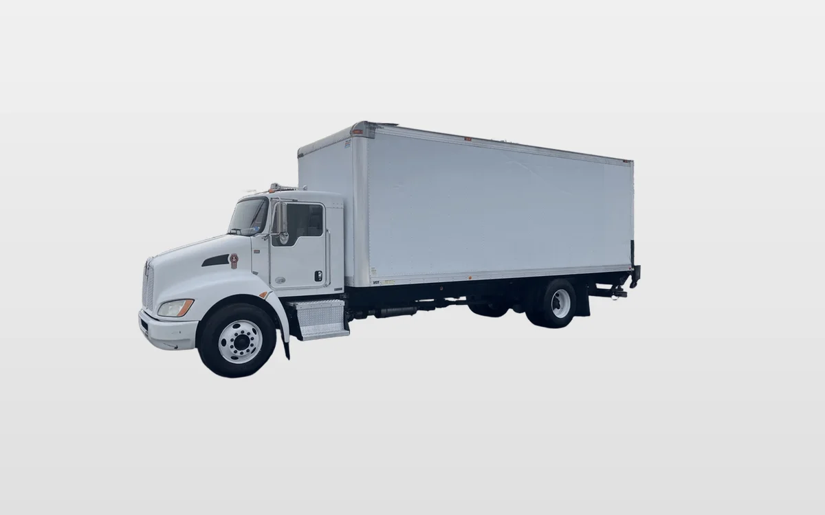 2011 Kenworth T270 - image 1