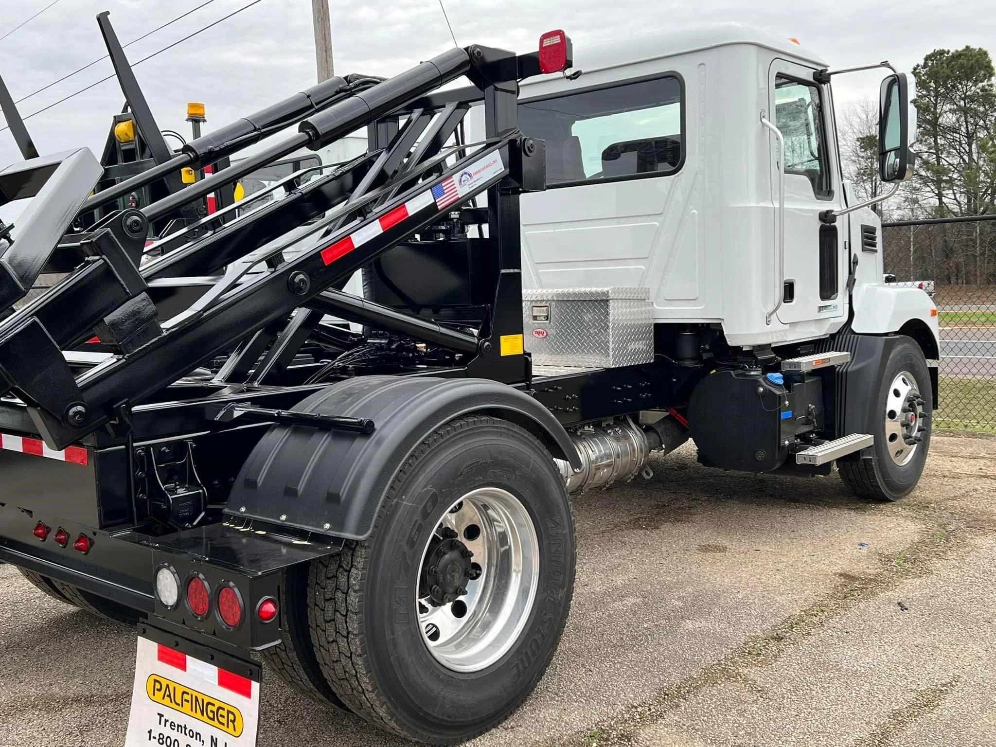 2026 Mack MD — photo 2