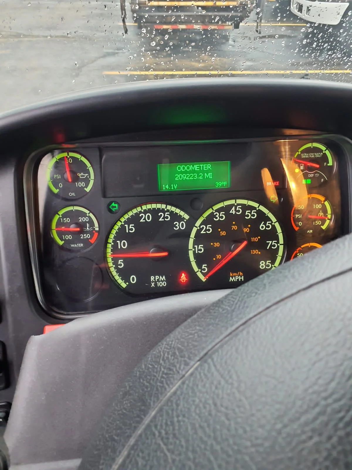 2020 Freightliner M2 106 - image 10