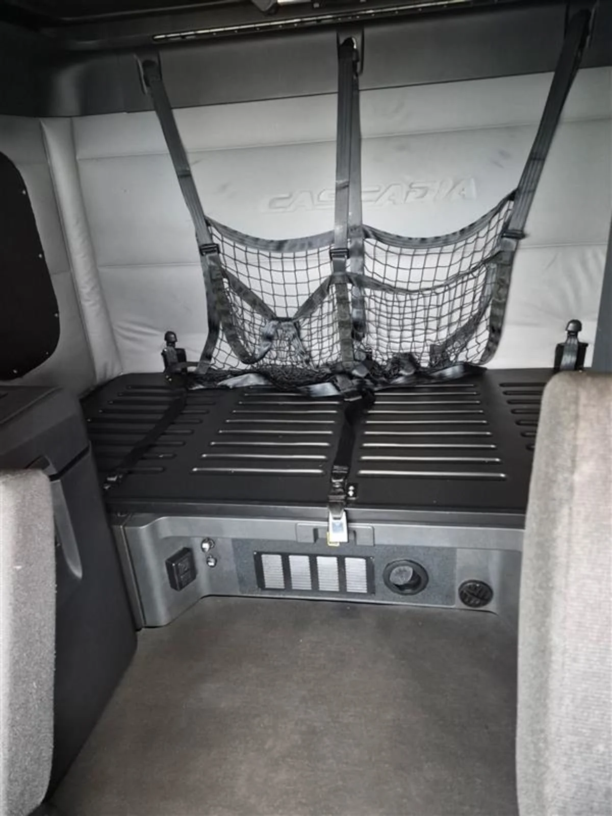 2020 Freightliner Cascadia in Ashland, VA — photo 8
