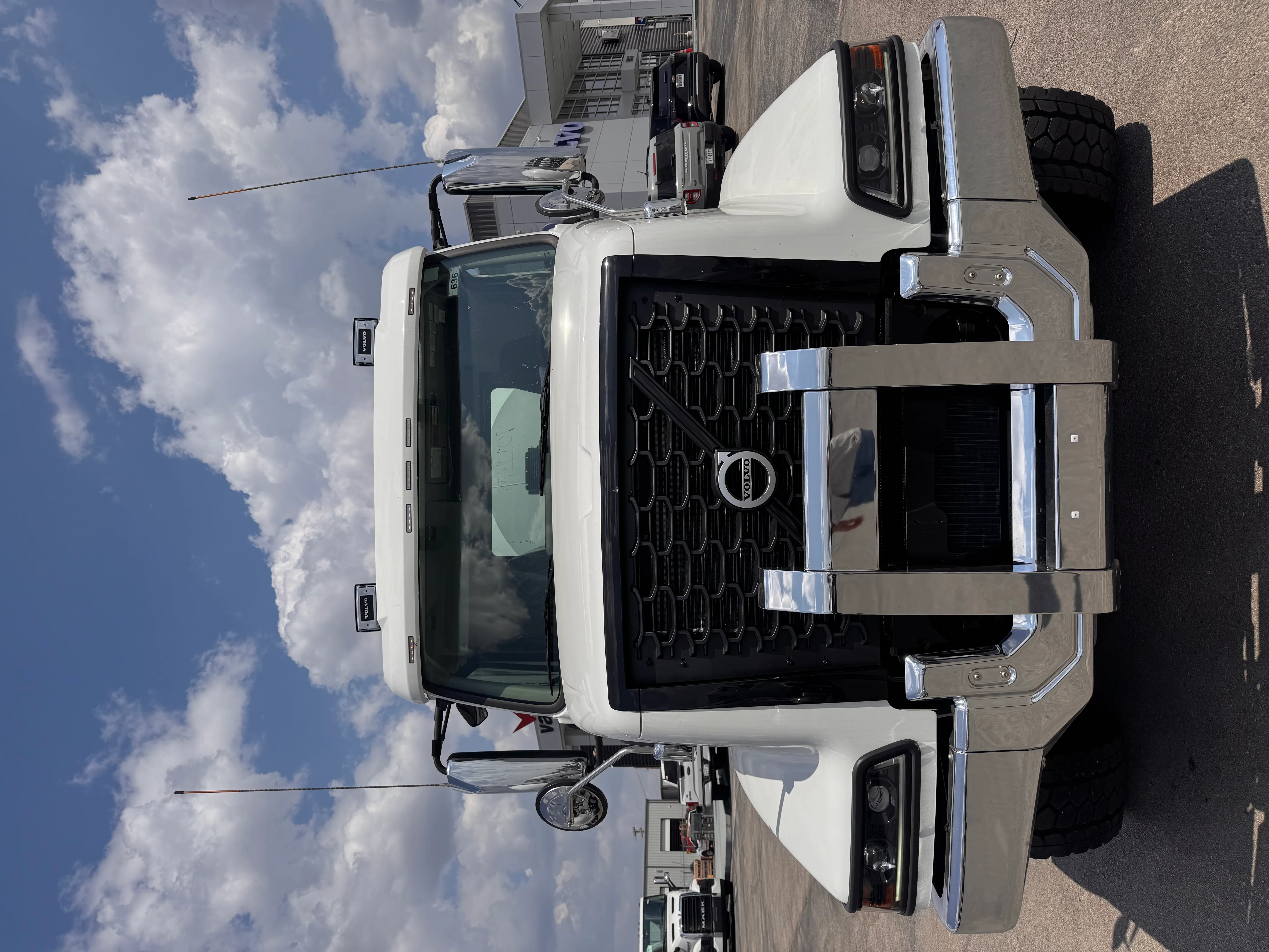 2026 Volvo VHD 300 in Austin, TX — photo 8