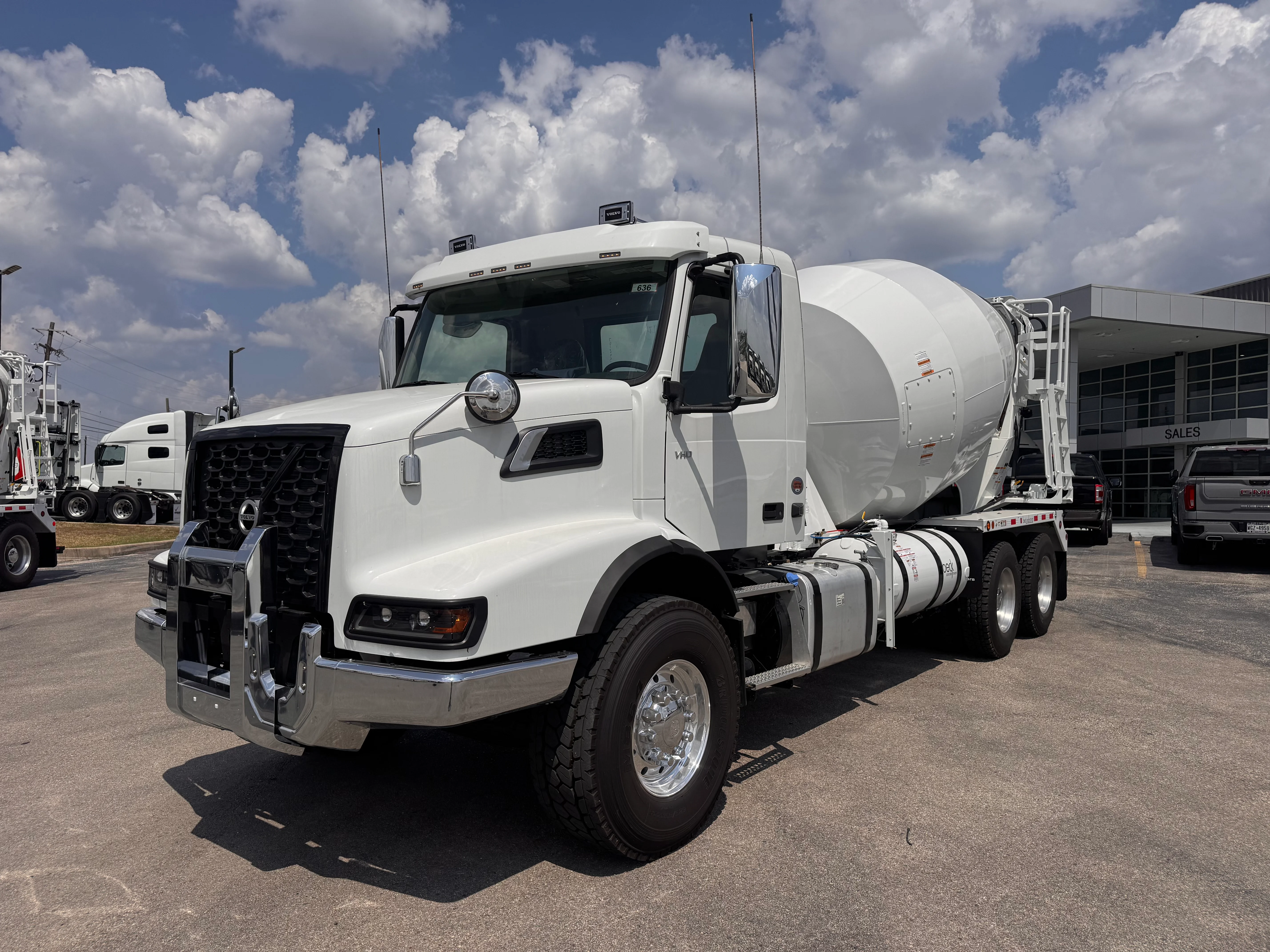 2026 Volvo VHD 300