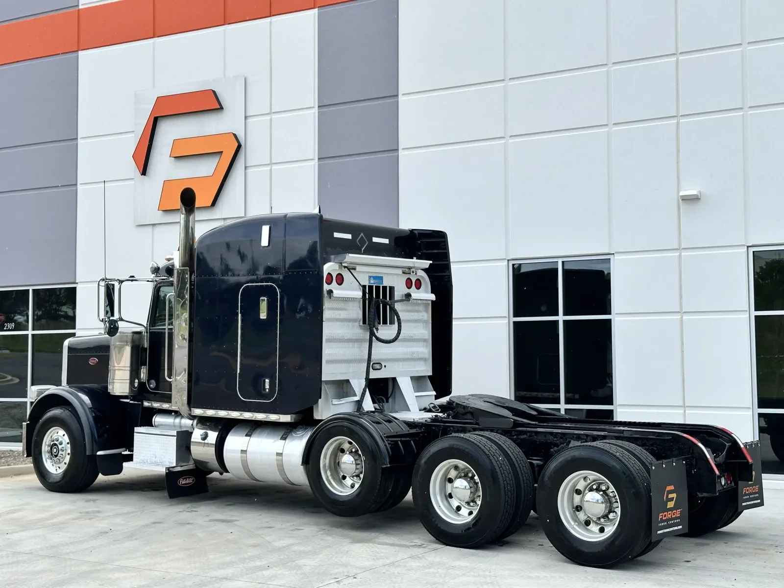 2013 Peterbilt 388 in Greer, SC — photo 6