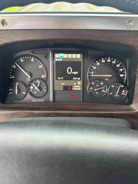 2026 Western Star — photo 10
