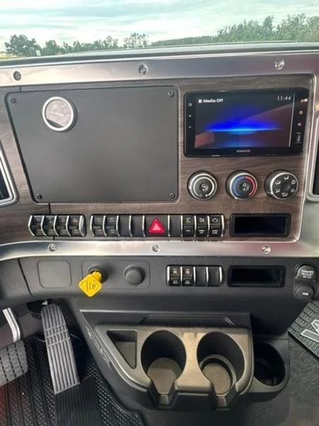 2026 Western Star — photo 11