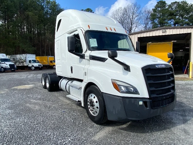 2022 Freightliner Cascadia in Cleveland, TN