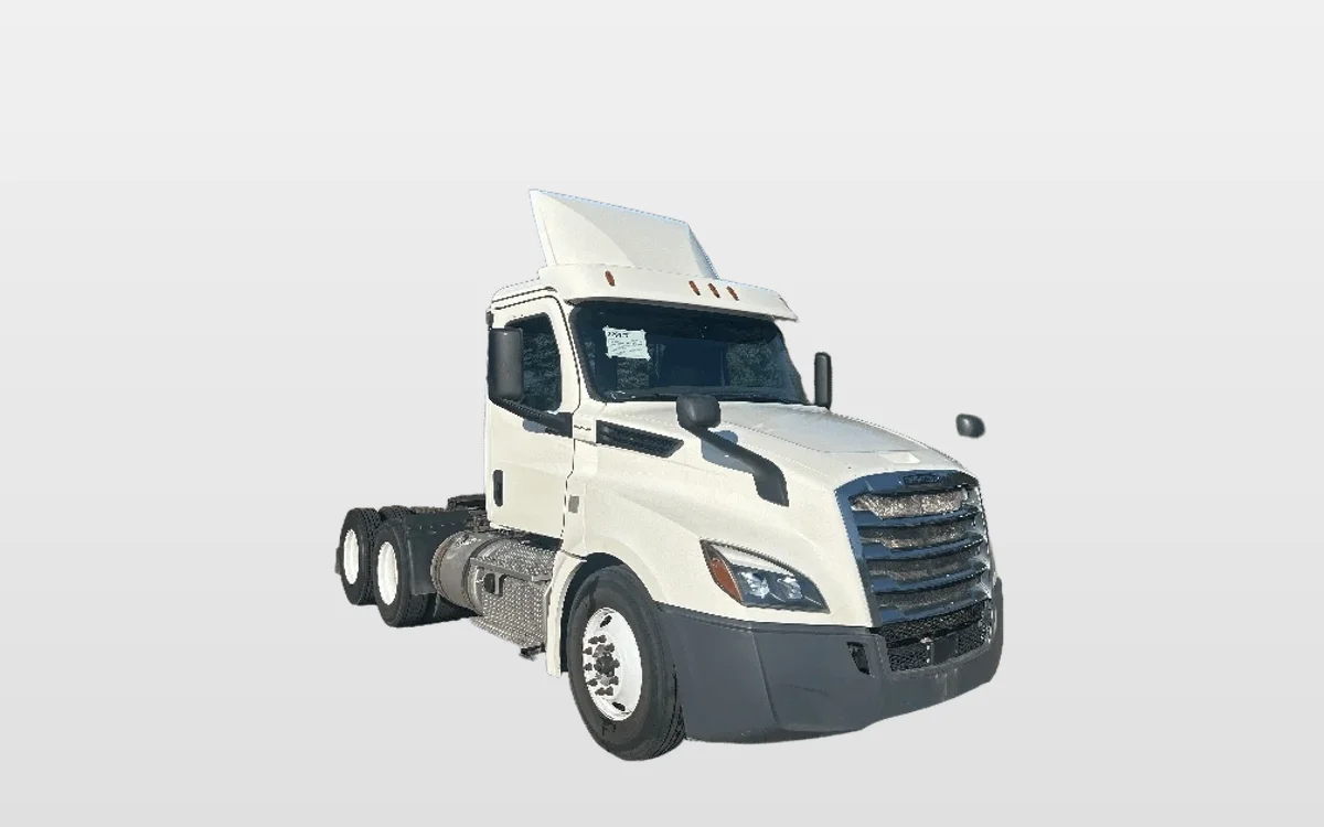 2019 Freightliner - image 1