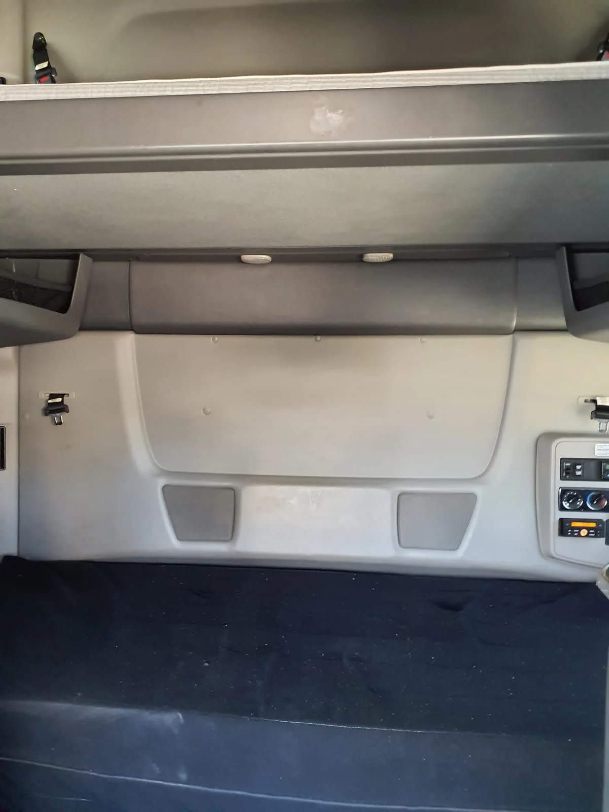 2020 International LT in Davie, FL — photo 8