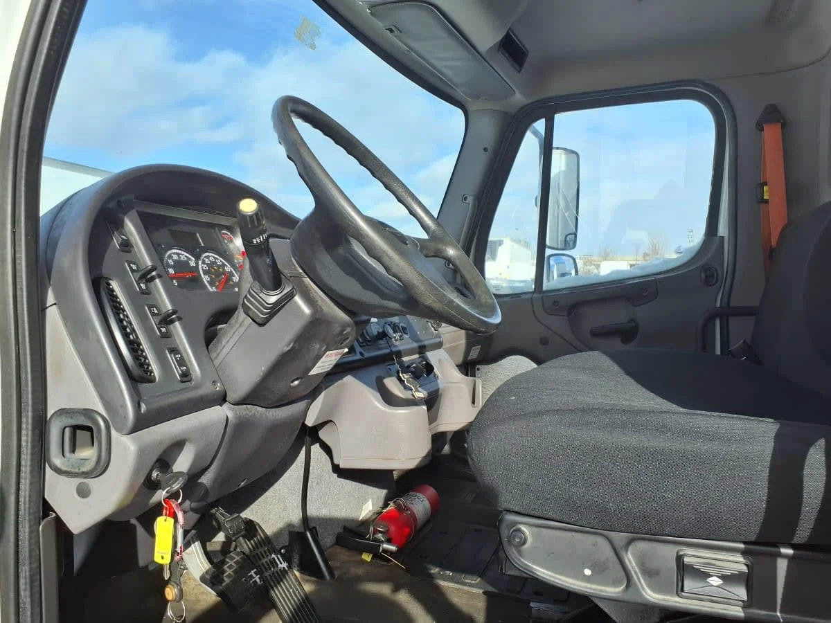 2019 Freightliner M2 106 in Taylor, MI — photo 7