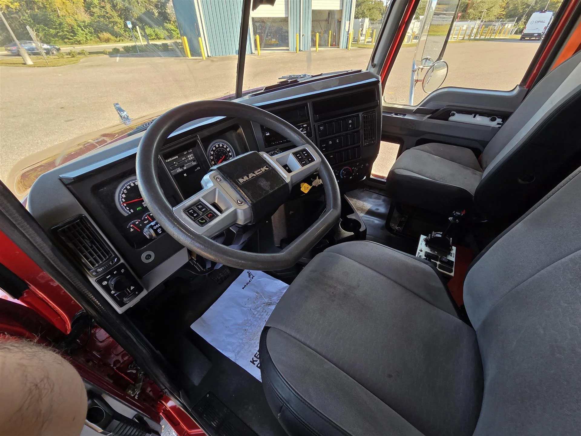 2019 Mack Granite - image 6