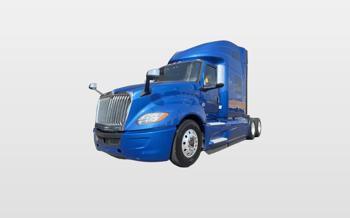 2020 International LT - image 1