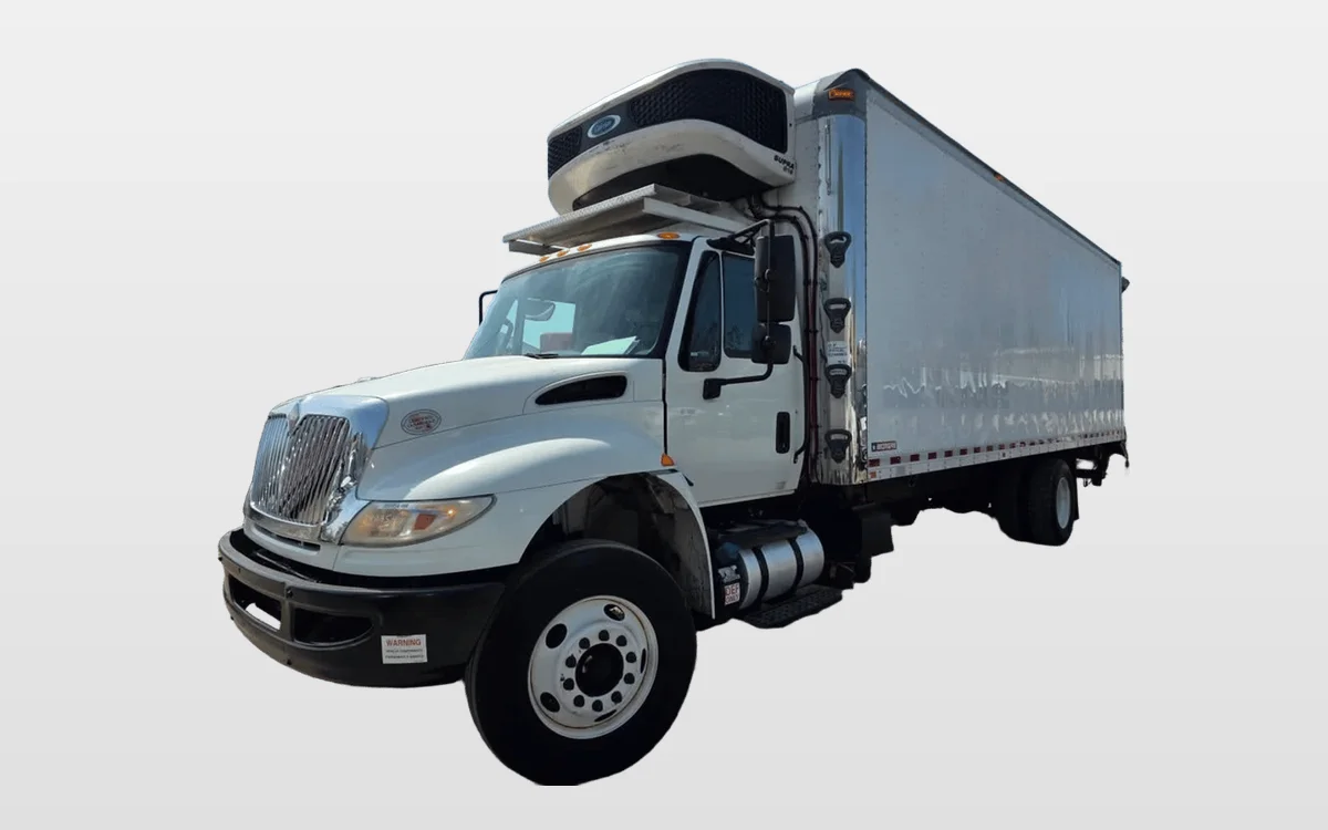 2016 International 4300 - image 1