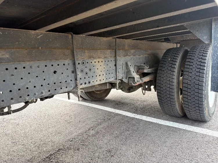 2022 Isuzu NRR - image 5